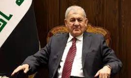 رئيس الجمهورية يصل إلى عمان